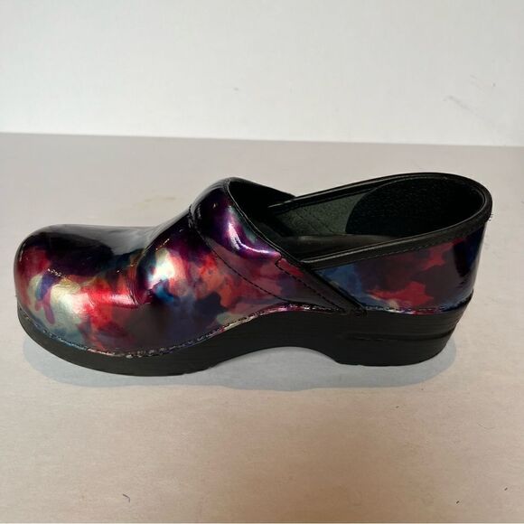 Dansko Women's Professional Clog Multicolor Patent Leather Size 38 - Picture 3 of 9